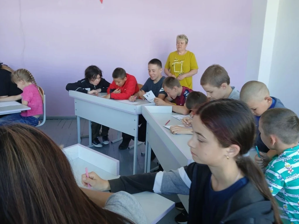 Ко Дню Русского языка , в день рождения великого русского поэта А.С.Пушкина провели пушкинский дикта