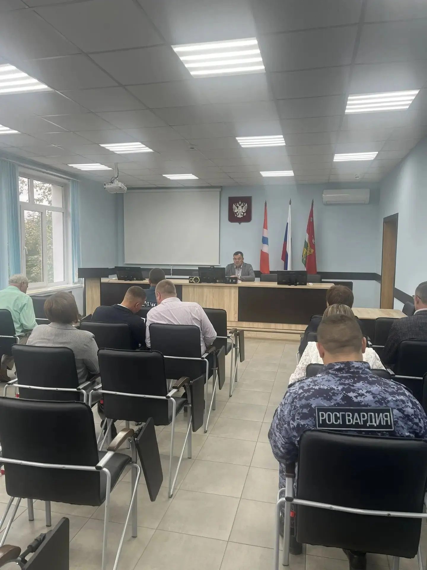 В Большереченском районе обсудили готовность к учебному году и обеспечению безопасности...