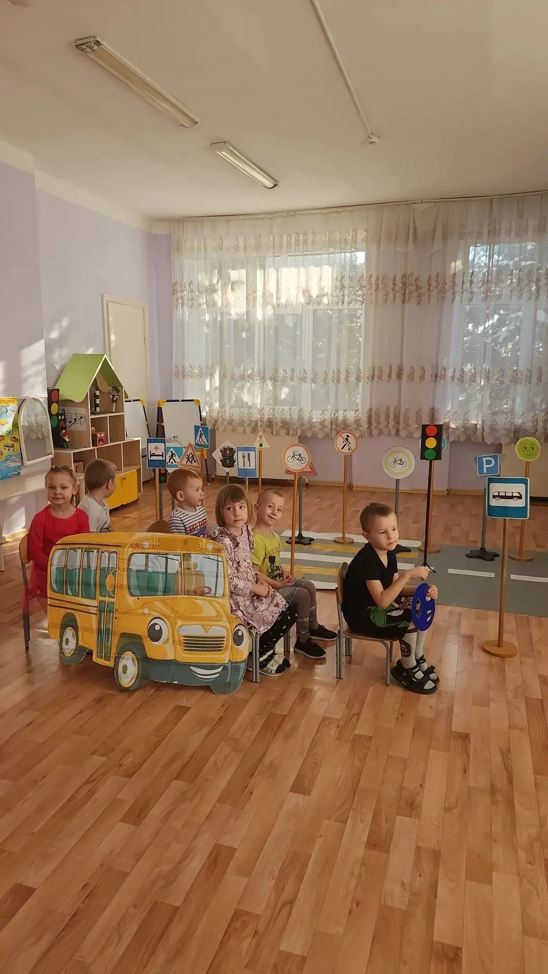 Сюжетно-ролевая игра "Автобус" 2 младшая группа