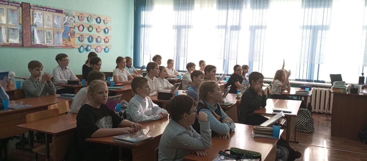 Учащиеся «МБОУ «Гимназия 79 приняли участие во всероссийской акции «Свеча памяти у Невы», посвящённо