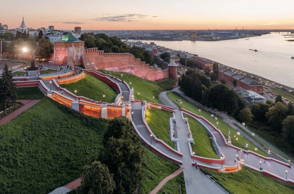 НИЖНИЙ НОВГОРОД  ⭐️ Нижегородская область входит в состав Приволжского федерального округа и располо