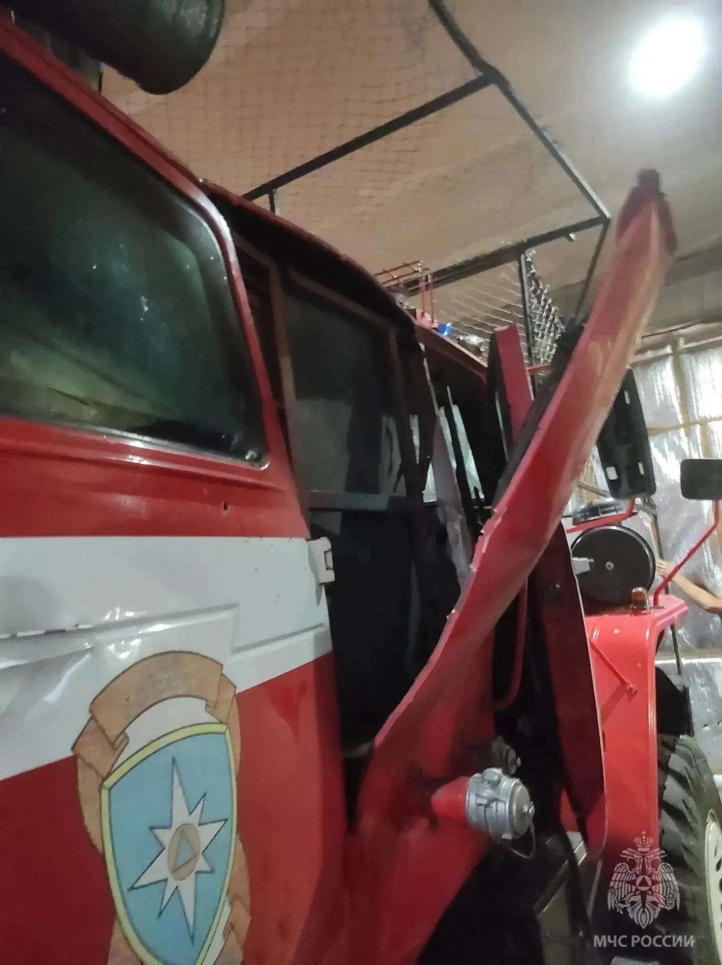 ❗️ВСУ атаковали спасателей МЧС в Северодонецке.
