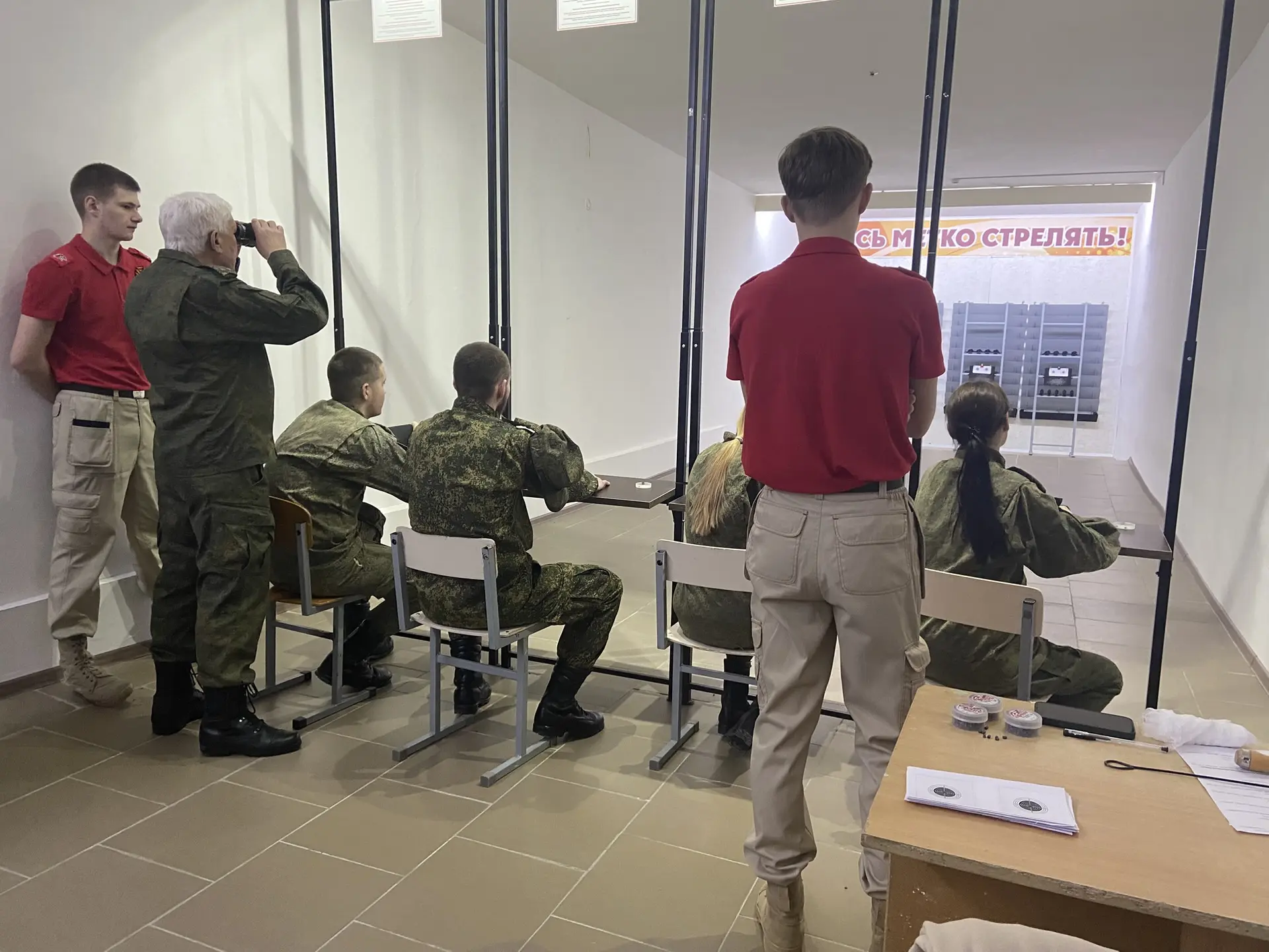 🇷🇺 Храним память героев: наши ребята на Первенстве города по стрельбе 19 февраля на базе МБОУ СШ №12