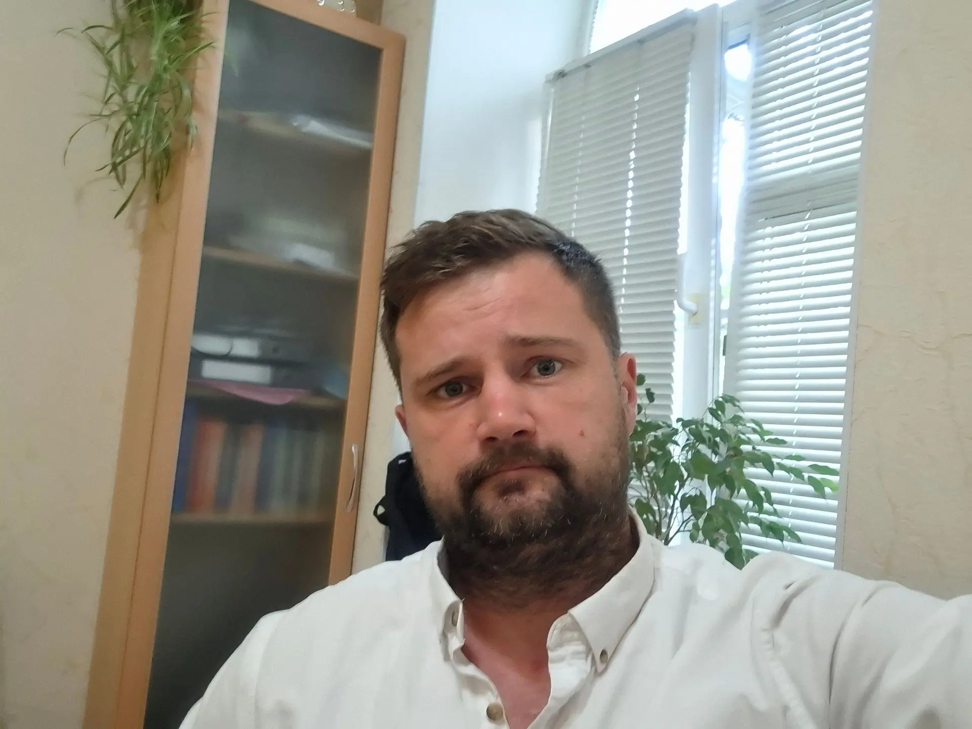 Услышал мнение, что прежде чем обратиться к психологу за помощью, потенциальные клиенты собирают раз