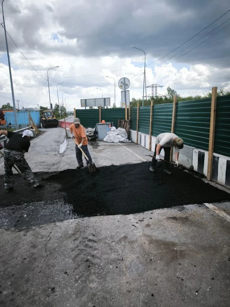 Как новенький

Специалисты МБУ «Тюменьгормост» провели работы на мосту через протоку по Салаирскому 