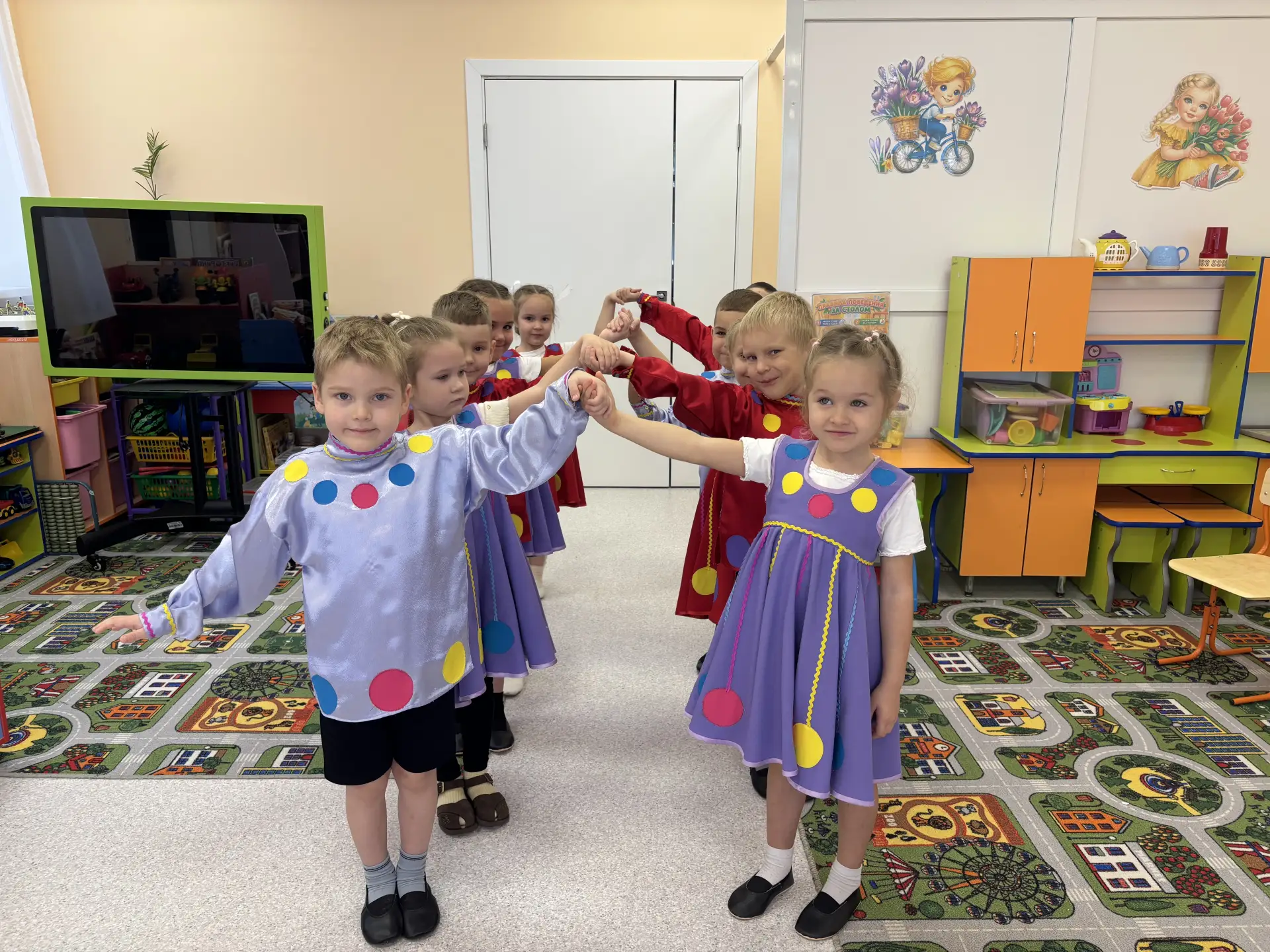 🍂 Фольклорные игры : играем и учимся безопасности!