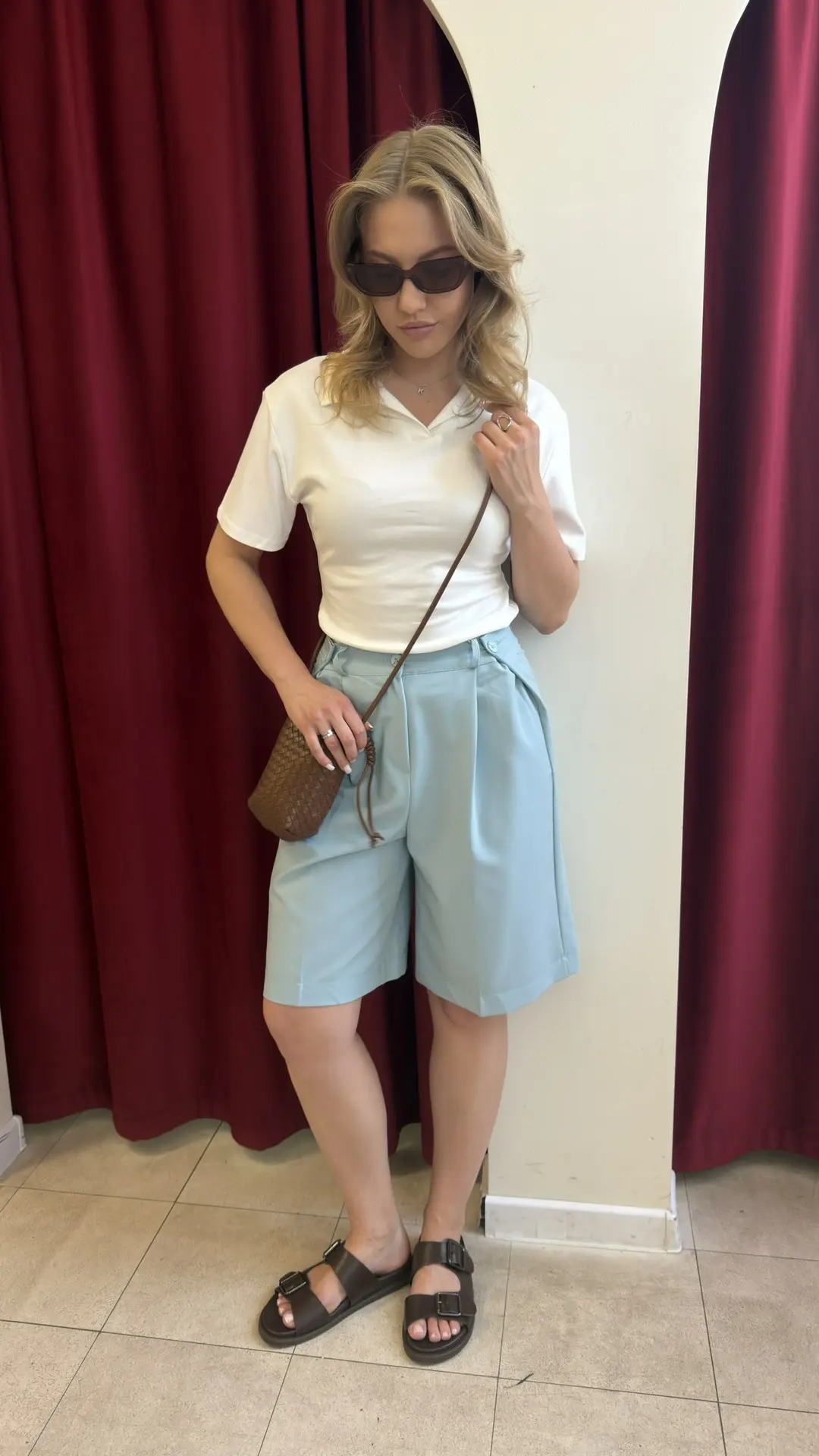 🩵Лёгкий образ на каждый день🤍

▫️Футболка поло - 2.250₽

▫️Шорты - 2.990₽
Размеры: 42; 44 

▫️Сумк