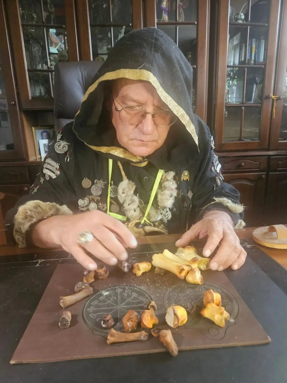 Видео