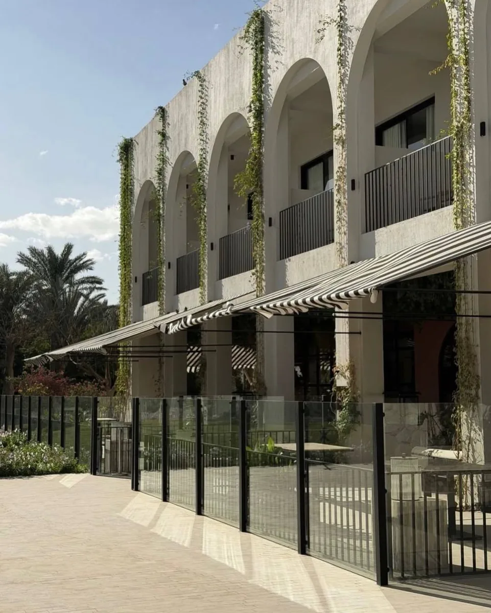 😍 Эстетичный отель с красивой территорией в Египте

Desert Rose Resort 5* подойдет для семей и сп