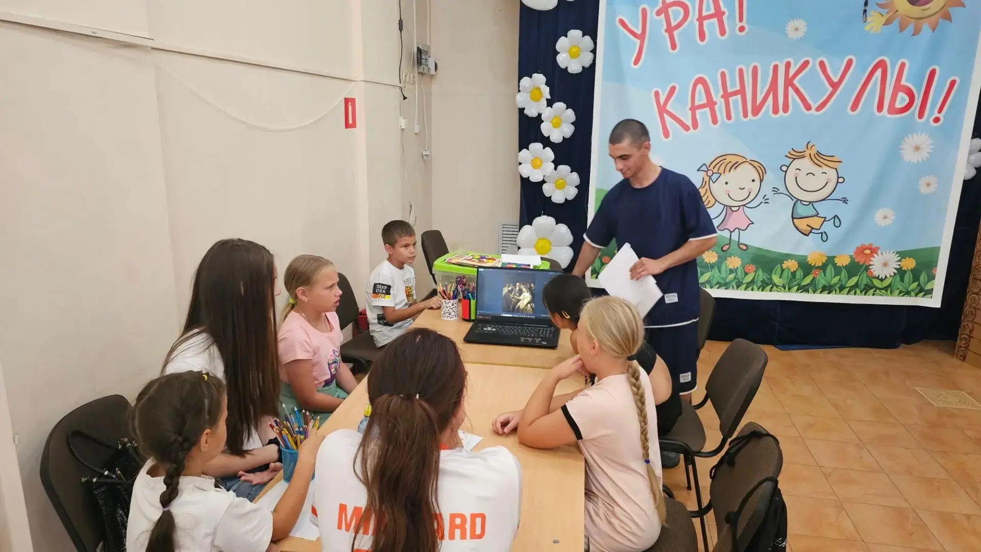 В Доме культуры прошла ярмарка «Первые в действии» в рамках цикла мероприятий «Первые во дворе».

Фо