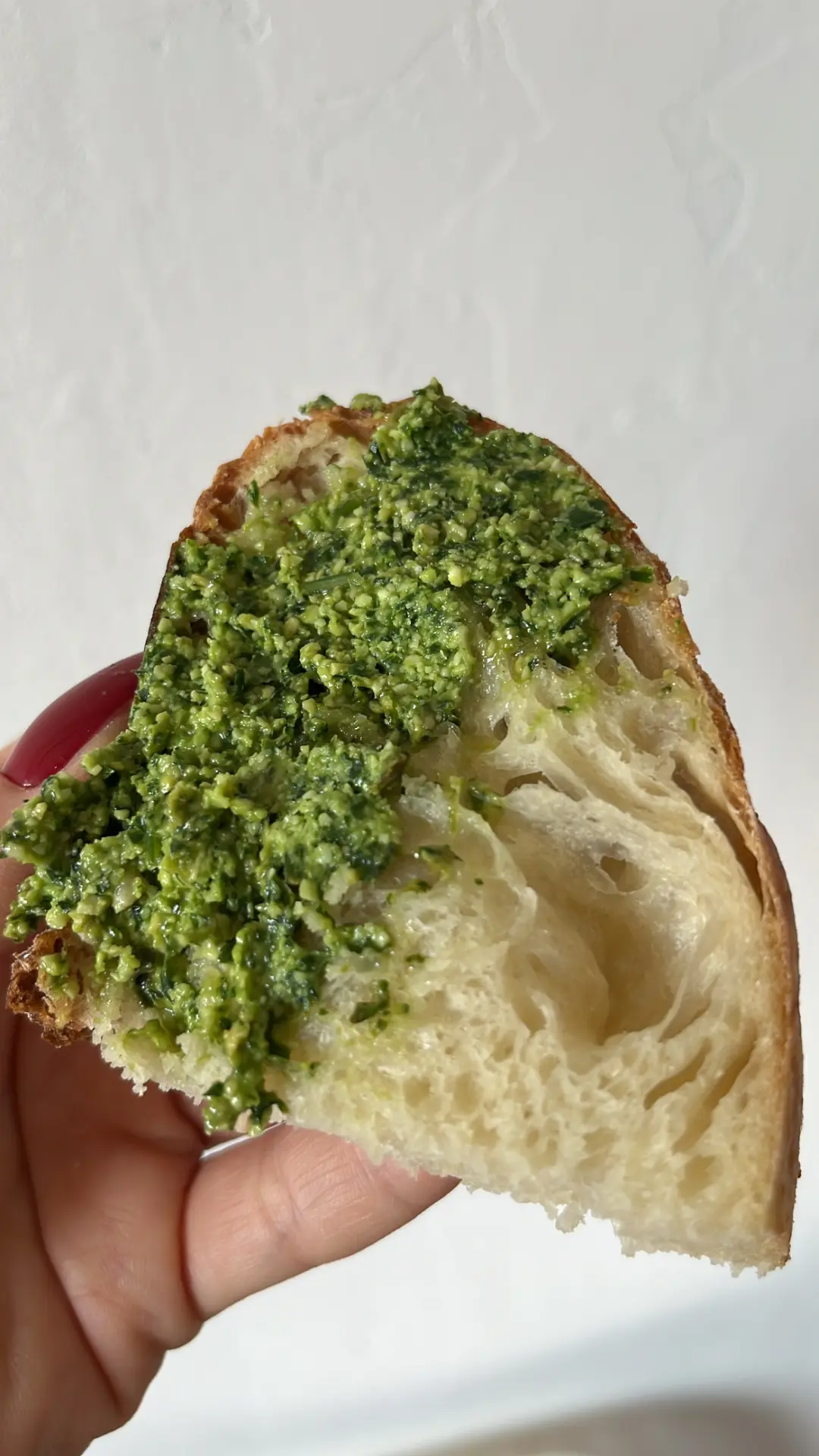 На утренний хлеб меня сподвиг песто. Новый вкус этого лета для меня. Почему я раньше не...