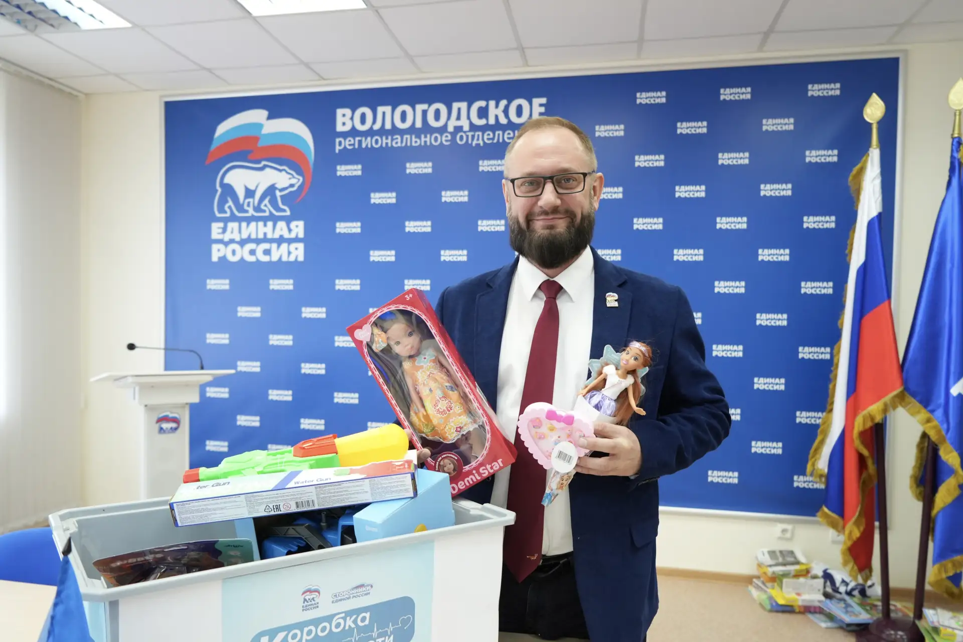 Спасибо всем, кто поддерживает маленьких героев!

Партийцы и активисты Единой России уже активно уча