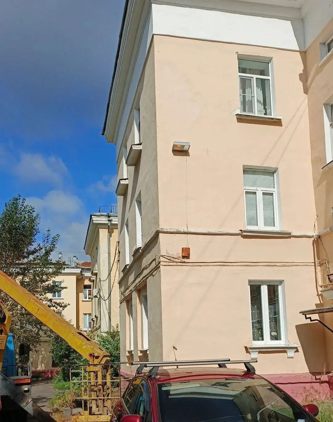 В рамках муниципального контракта специалистами участка электромонтажных работ АО «Цент...