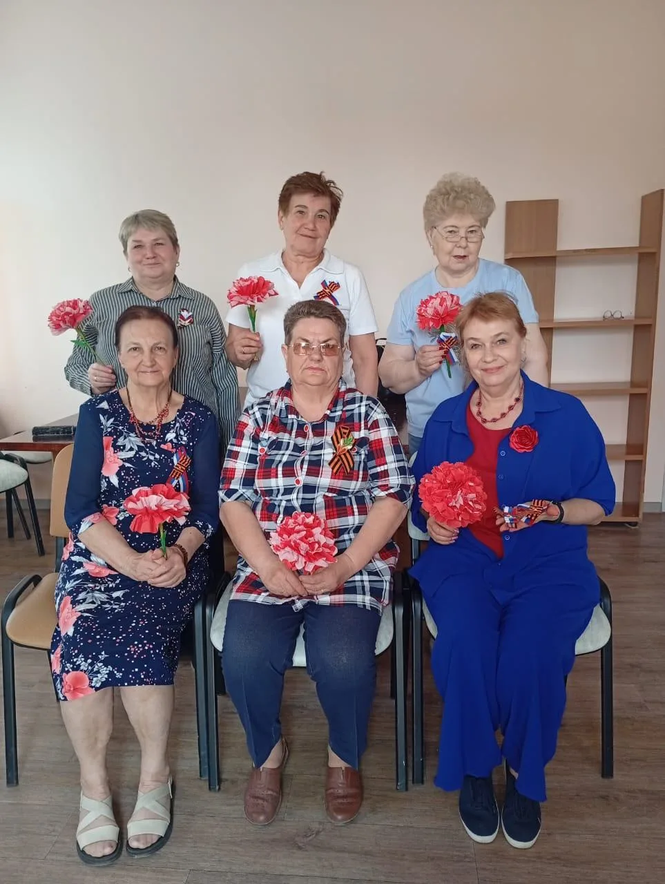 ⚡️В клубе «Активное долголетие» прошло два патриотических мастер-класса