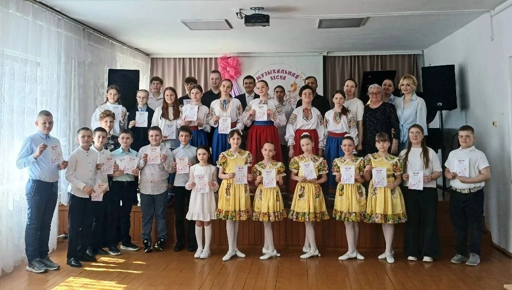 Музыка, весна и море талантов! 🎹✨
25 апреля Детская школа искусств Чистоозерного района наполнилась