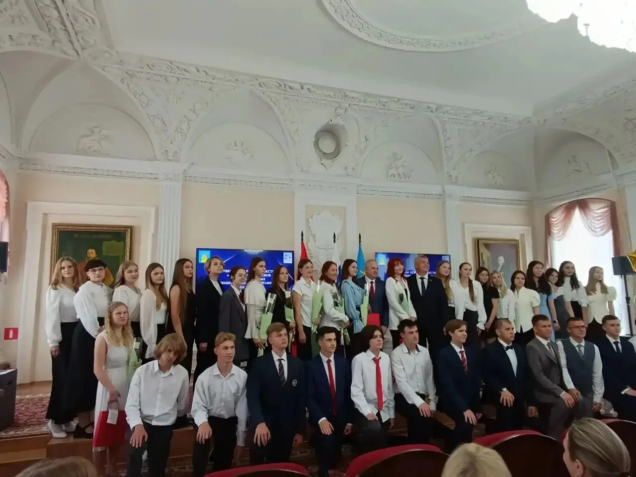 🎉 НАША ГОРДОСТЬ! ВЫПУСКНИЦА С БОЛЬШОЙ БУКВЫ! 🎉

✨24 июня в актовом зале администрации города Тамбо