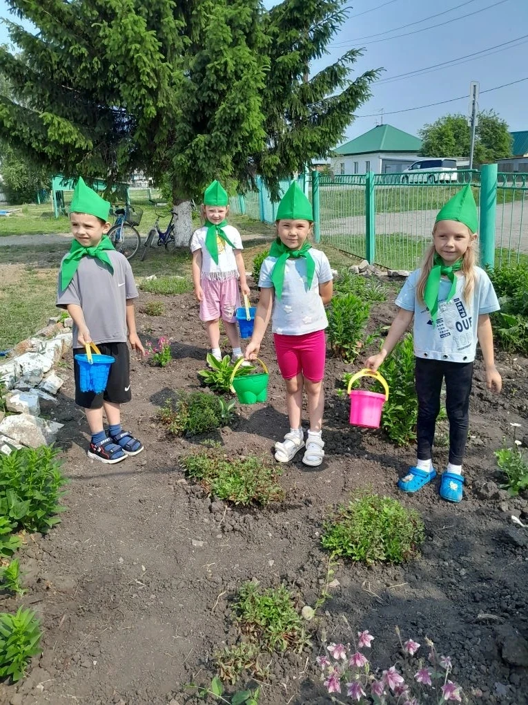 💚Десант добрых дел эколят детского сада "Умка"!💪

Ребята снова проявили себя настоящими экологами: