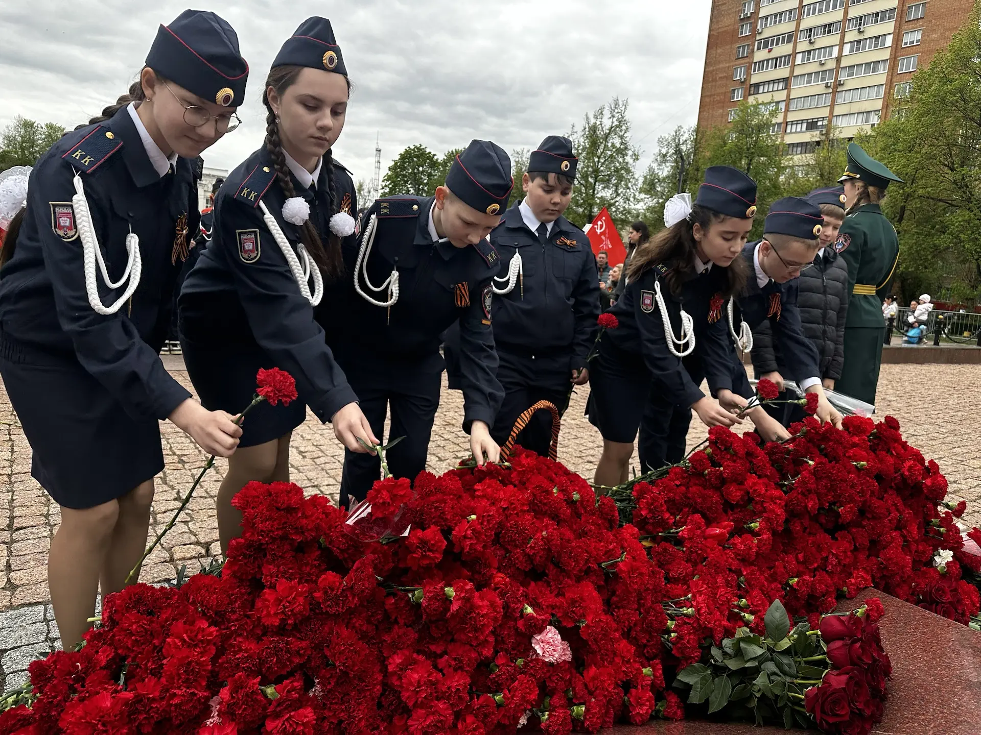 Делегация МОУ «Лицей №26» во главе с директором Белоусовой Оксаной Николаевной приняла участие в воз