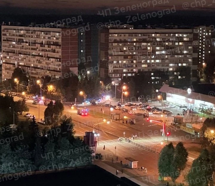 🚑🚒🚓 Целый набор экстренных служб в 14‑м районе у «Столицы»!