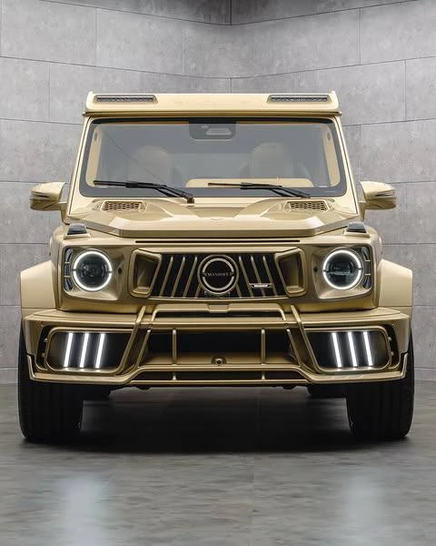 Mansory снова сделала Гелик, который невозможно не заметить — новый P720 получил карбон, золото и 72