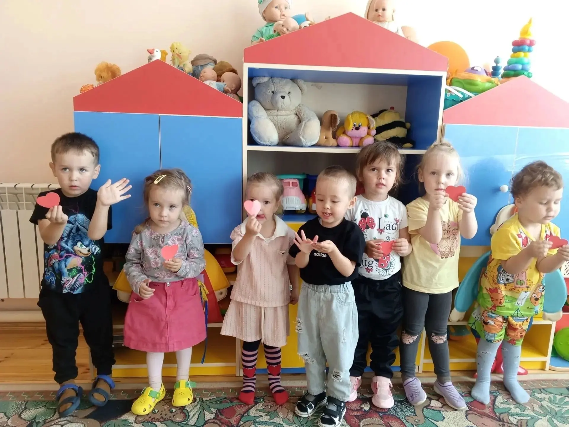 День подарков для друзей.