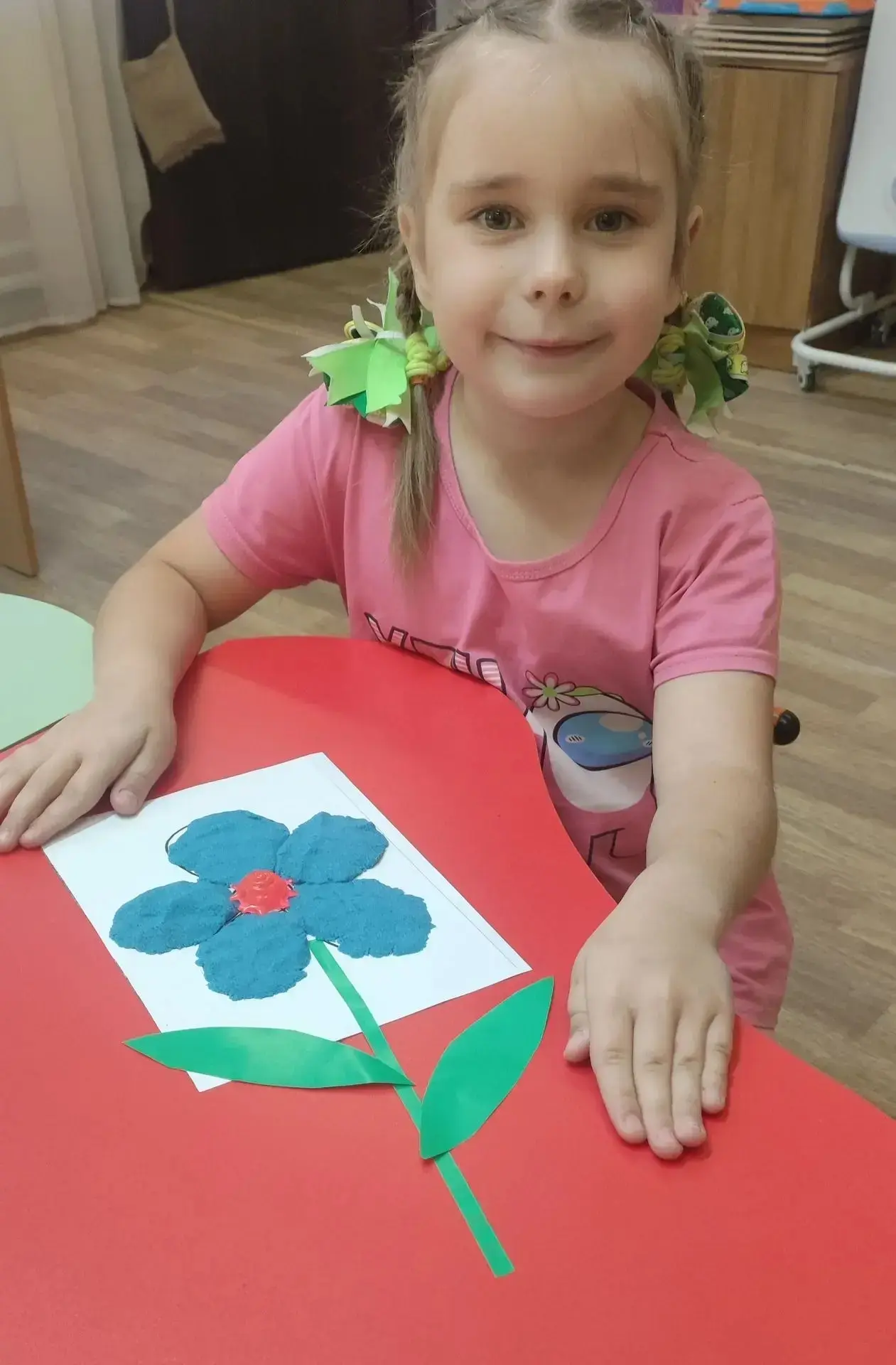 Сегодня мы изучали мир флоры с нашими ребятами. 🍃