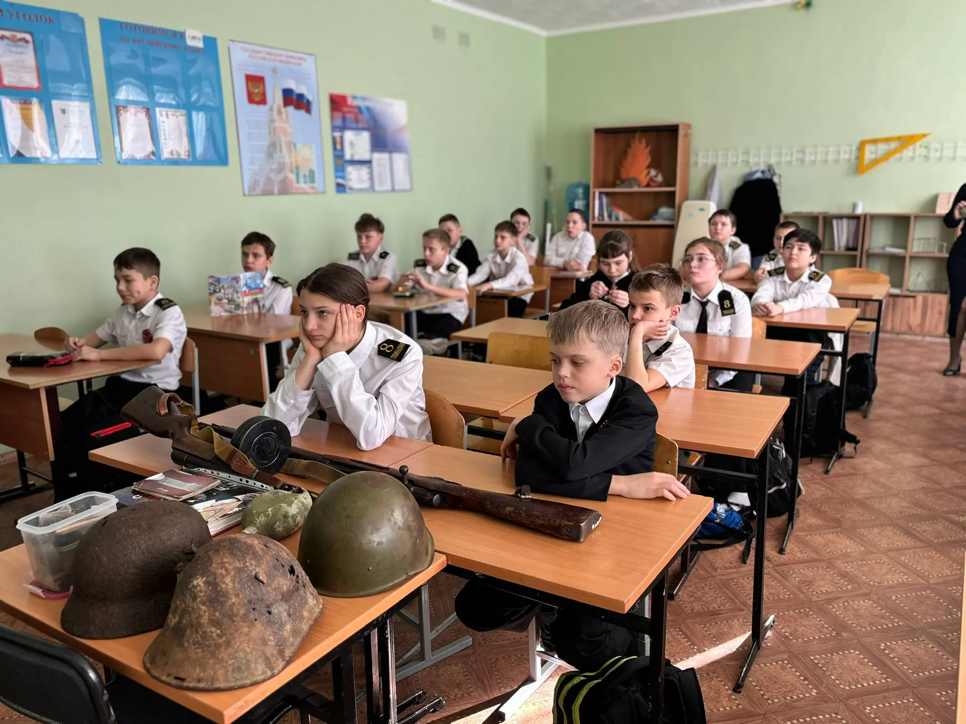 🕊️ВОЛОНТЕРЫ ПОБЕДЫ / ЦЕНТР ПОИСКОВЫХ РАБОТ 🔎🔦  Для учащихся 5 «М» класса – Волонтёров Победы на урок