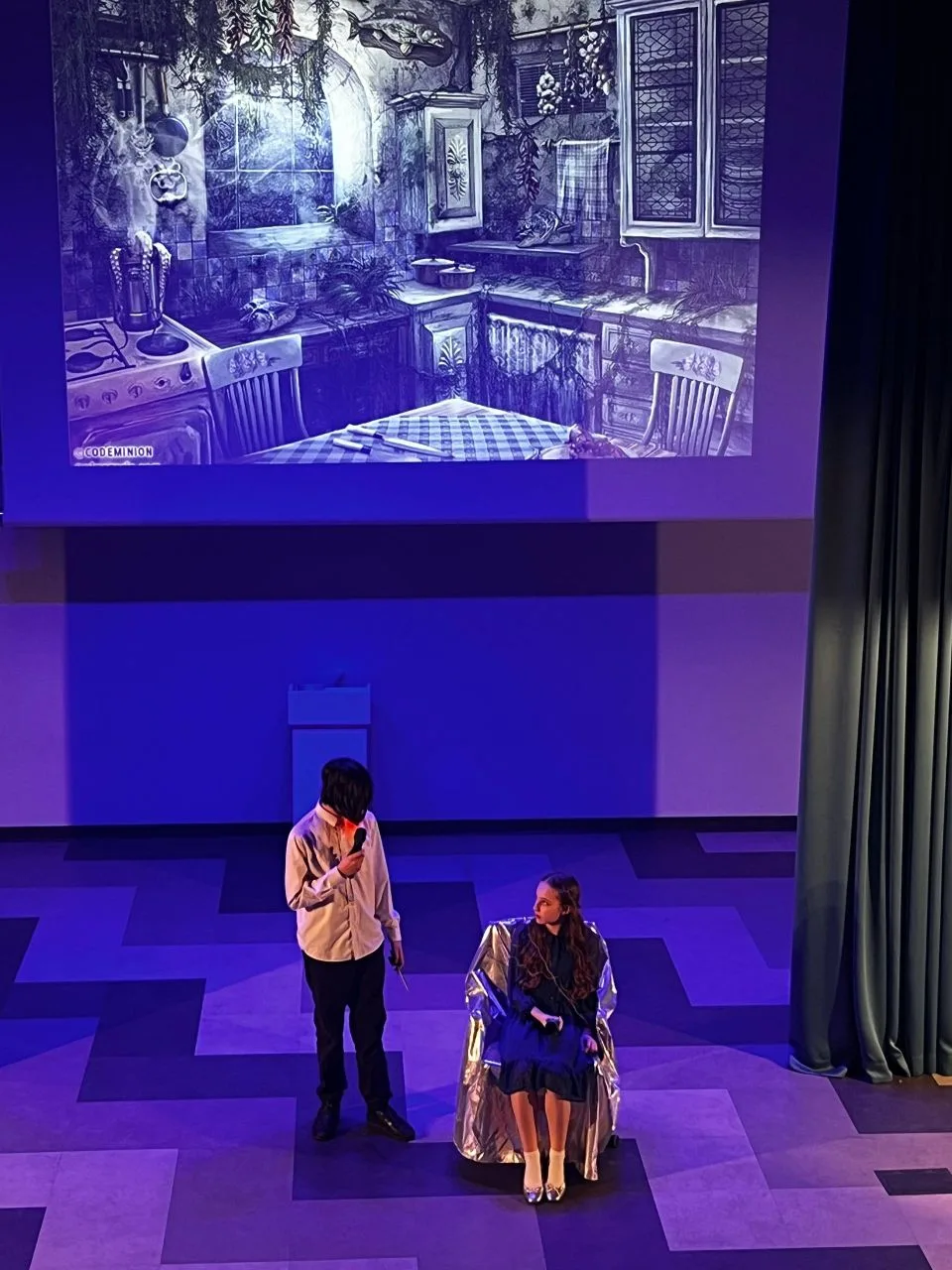 🎭Творческий дебют 6 «К» класса  📍Академика Челомея, 6А  🏰Наш актовый зал превратился в настоящую ска
