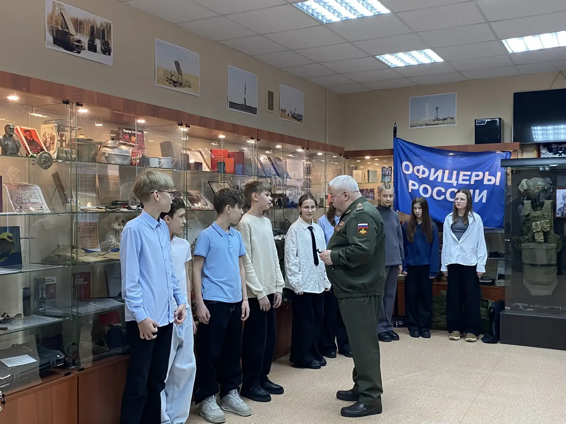 ✅Экскурсия в Музей Боевой славы 🇷🇺✅Ребята из 6В, 7В и 7Г приняли участие в интересной экскурсии,  в 