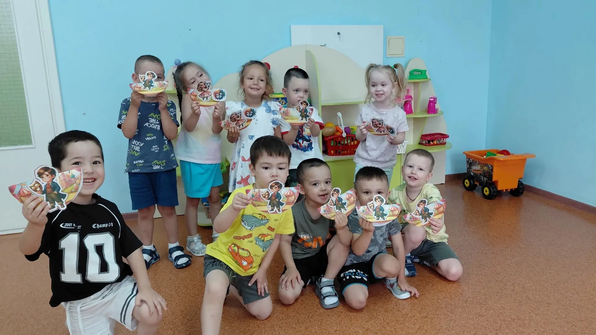 🎭 День летнего театра 21 июля. Создаем волшебство своими руками!