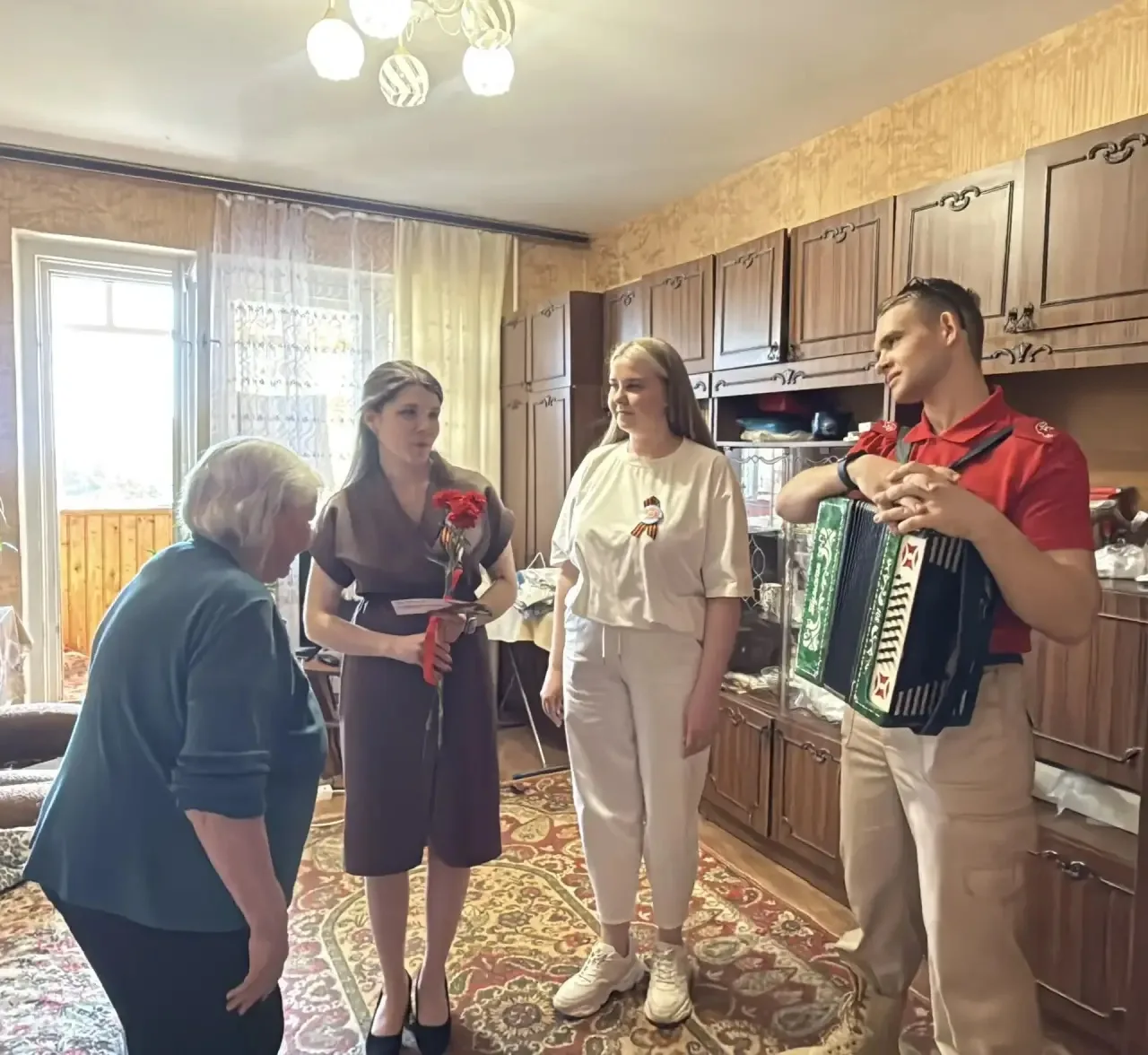 🇷🇺 Наши сердца с ветеранами! Поздравляем с Великим Днем Победы! 🇷🇺  В преддверии светлого и великого