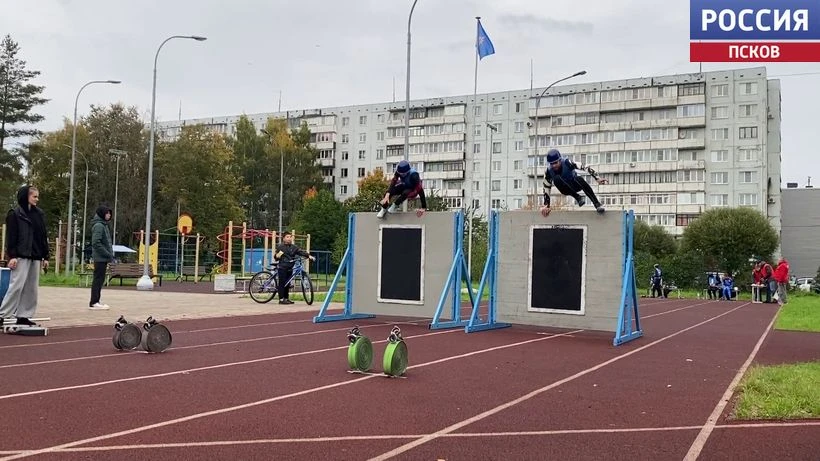 В Пскове прошел чемпионат Главного управления МЧС России по пожарно-спасательному спорту.