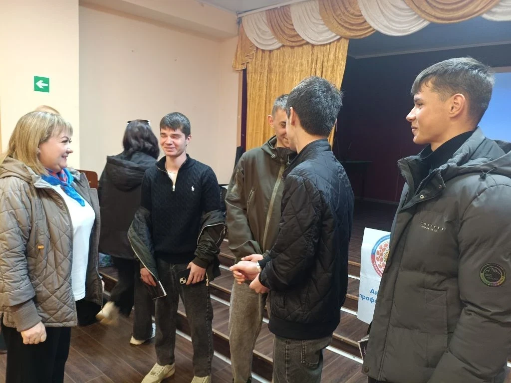«Навигатор по рынку труда» посвящённый 35-летию образования службы занятости для студентов  Акимовск