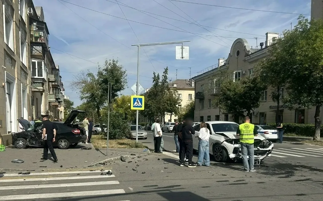В Госавтоинспекции Магнитогорска рассказали о четырех пострадавших в ДТП на проспекте М...