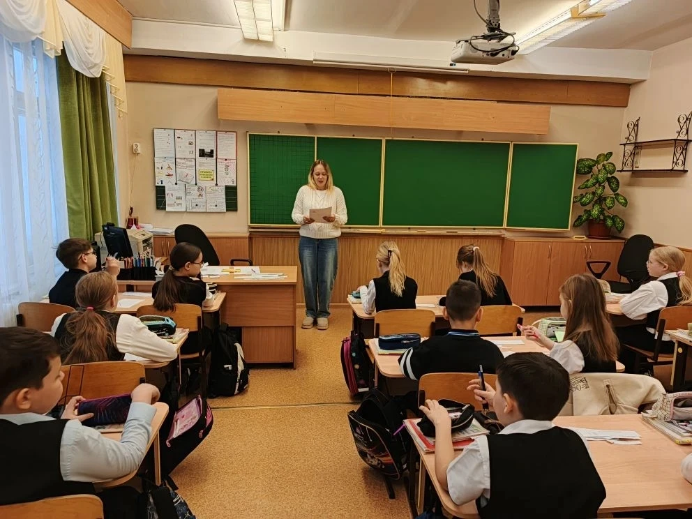 🌷 Поздравления от родителей в День школьного содружества. "Желаю школе становиться только лучше, нов