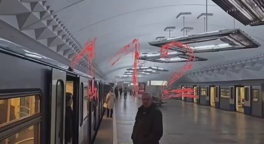 🔥 В вагоне поезда московского метро произошло возгорание