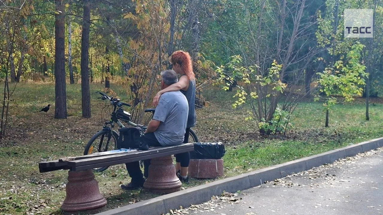 ▶️ Прогулка по осеннему омскому парку.