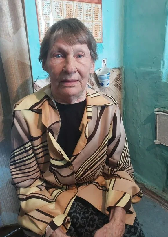 НА ГЛАЗАХ ПРЕКРАСНОЙ ЖЕНЩИНЫ БЫЛИ СЛЕЗЫ Всего одно «спасибо» и капелька внимания. А у человека - сле