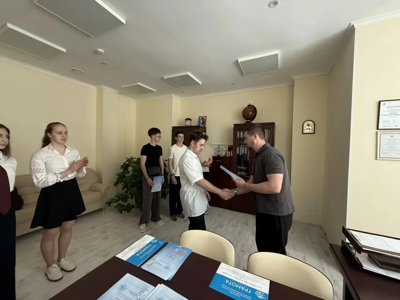 🎖️ ТОРЖЕСТВЕННОЕ НАГРАЖДЕНИЕСПОРТСМЕНОВ НАШЕЙ ШКОЛЫ 🎖️ ✨   Друзья! С радостью сообщаем, что сегодня 