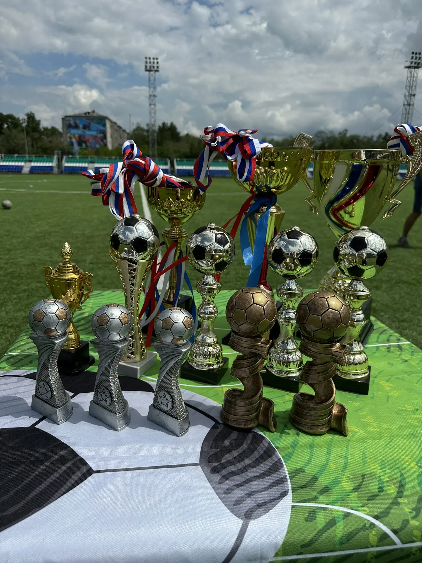 🎉 Турнир, посвящённый Дню молодёжи «Даёшь молодёжь!», подошёл к концу! 🎉
🏆 Поздравляем победителе