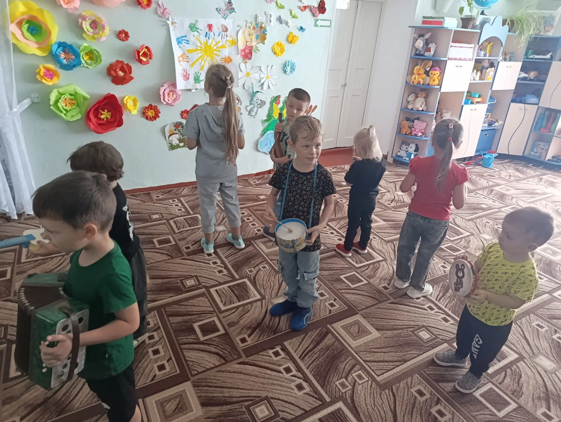 Музыка 🎵 окружает нас повсюду и обладает невероятной энергией, окутывая своими звуковы...