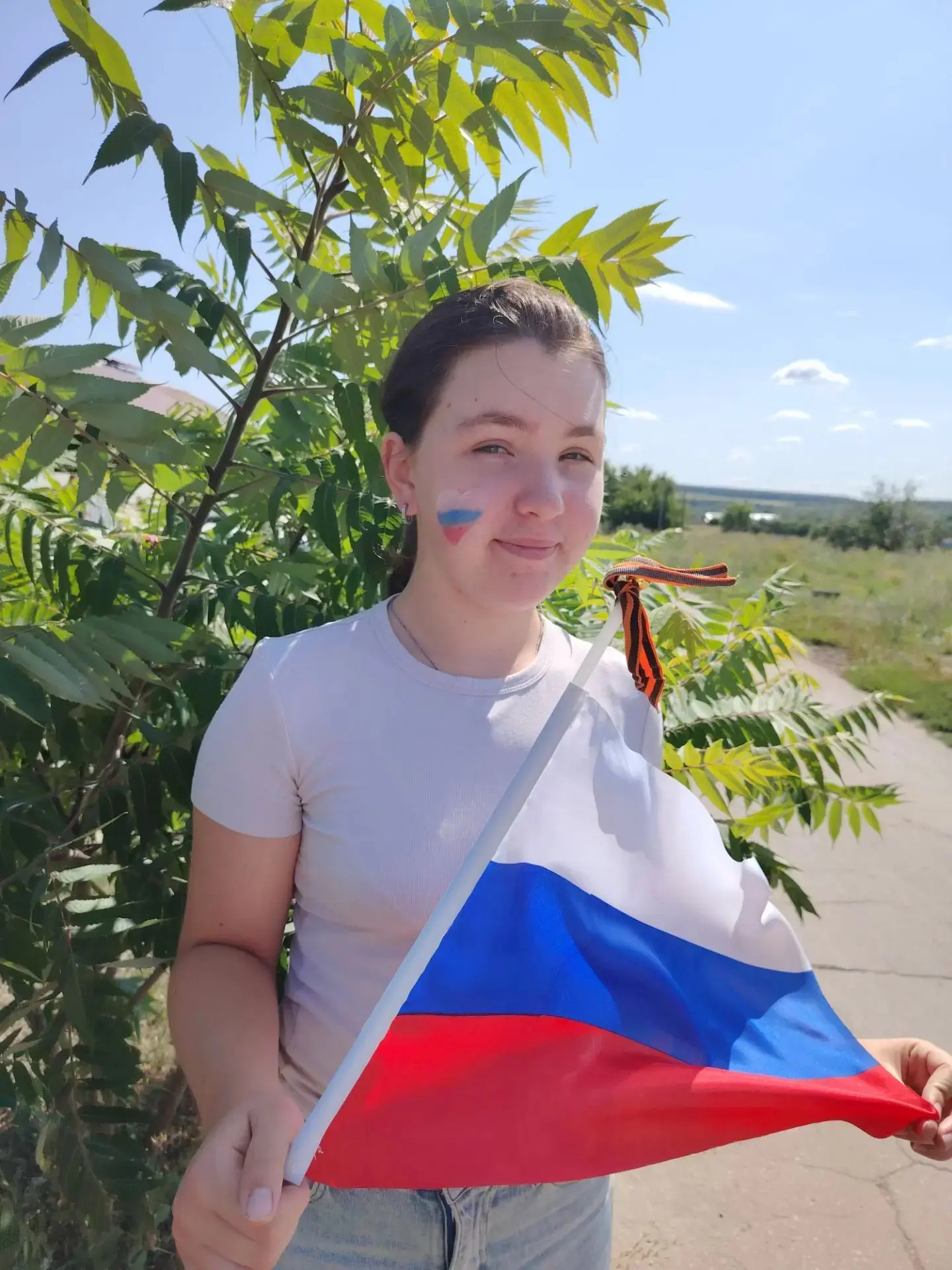 🤍💙❤️Белый, синий, красный — цвета, в которых живёт наша история, наша память и наше б...