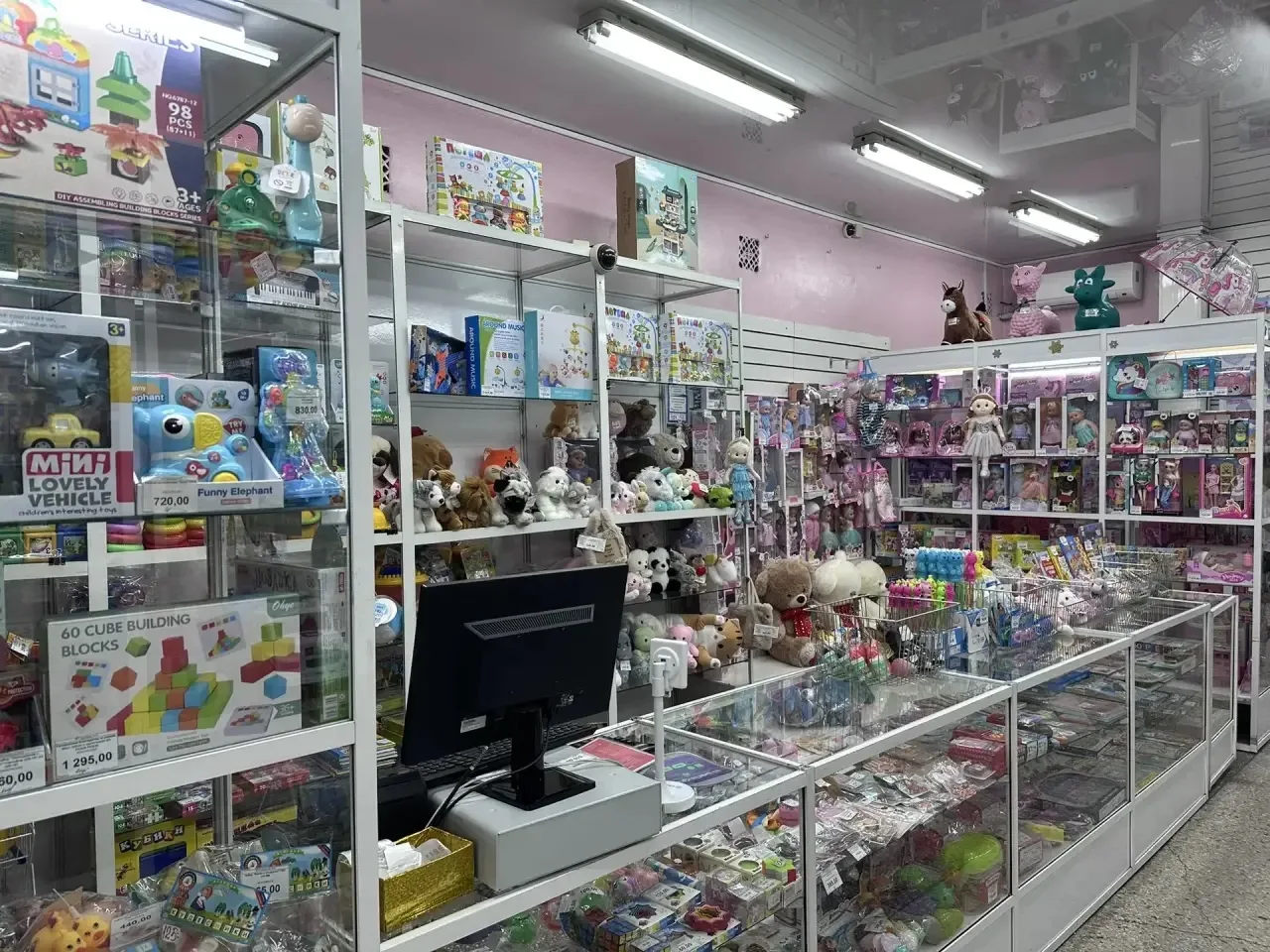 Продам/сдам. Тц «Детский мир+» отдел 5 .ул , Кочетова д.97 Недорого . Все вопросы по те...