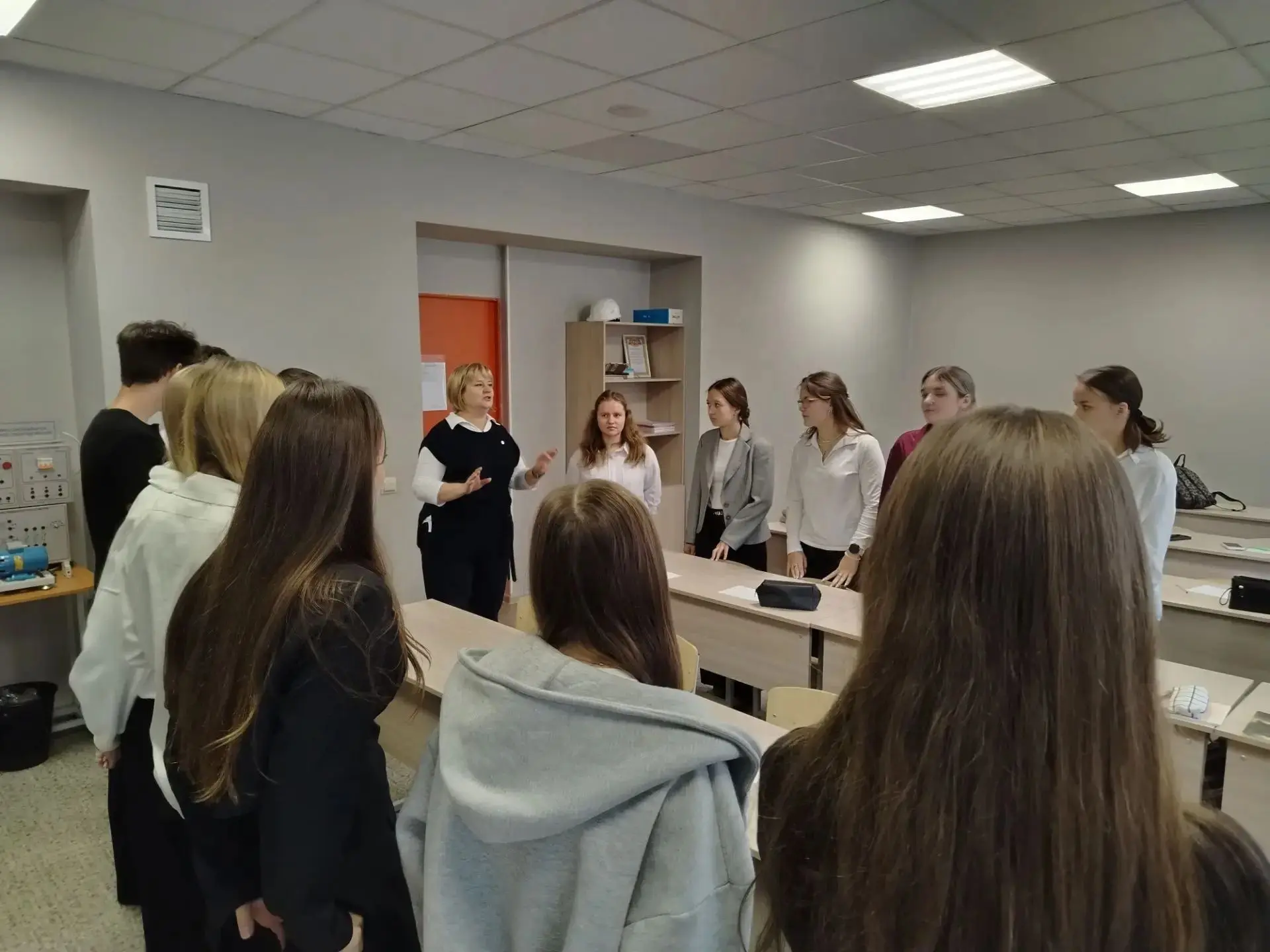 Занятия по программе «Следующее поколение» проводятся с целью профилактики социально-не...