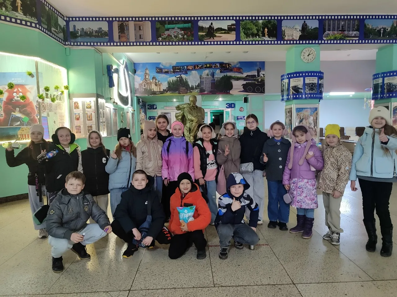 ✨В дни весенних каникул быть вместе с одноклассниками – это событие!  😃В честь завершения третьей че
