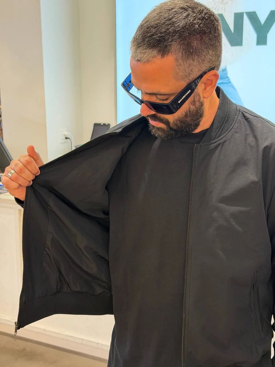 DKNY 🏷️ 9000+вес