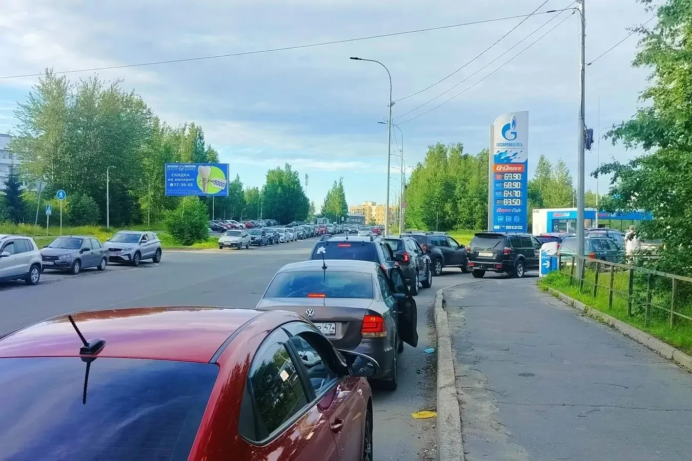 На АЗС в Петрозаводске начнут работать волонтеры