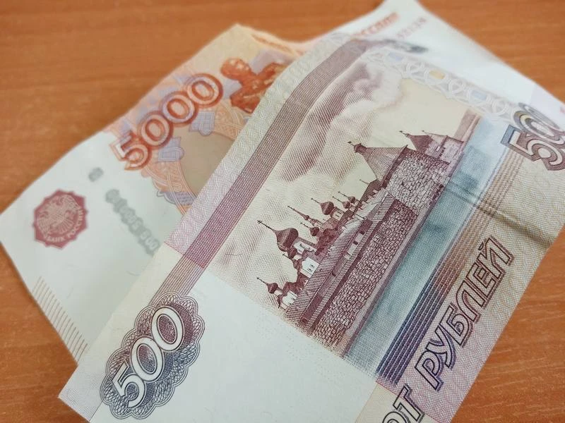 🔶 В Ливнах 26-летнюю женщину заподозрили в незаконном получении 350 тысяч рублей по со...