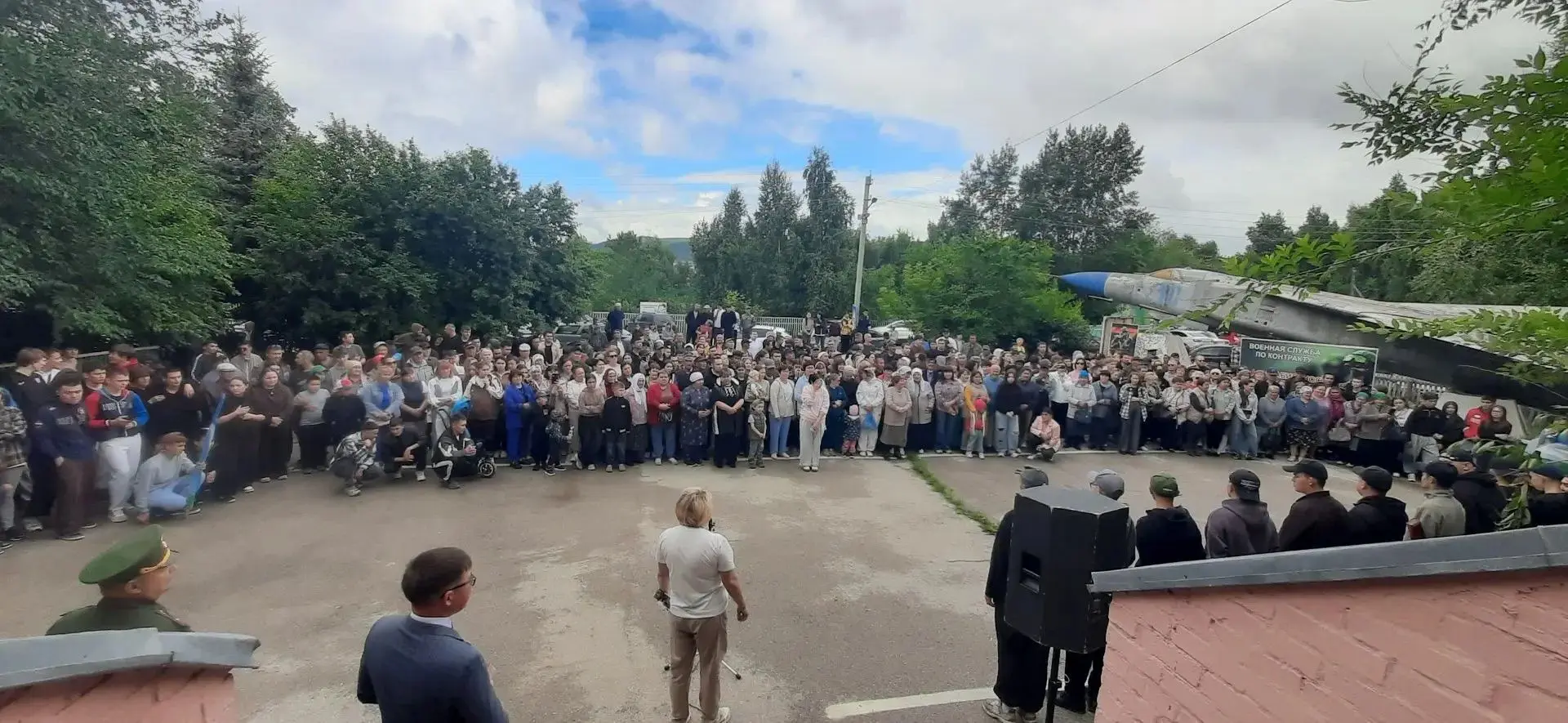 Район мәҙәниәт йорто хеҙмәткәрҙәре Ильнур Аслаев, Ғәлинур Хәмитов һәм Радик Әюпов ҡатнашлығында сира