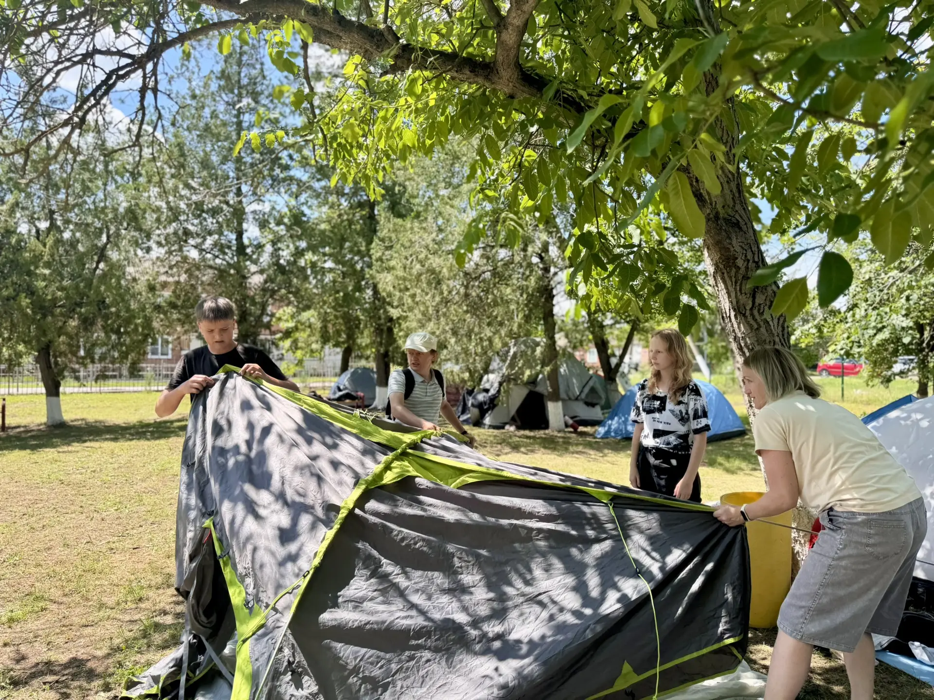 🌎🤲🏻🌱Наши учащиеся уже в палаточном лагере!🏕️ Свежий воздух, природа и настоящий отдых в самом р